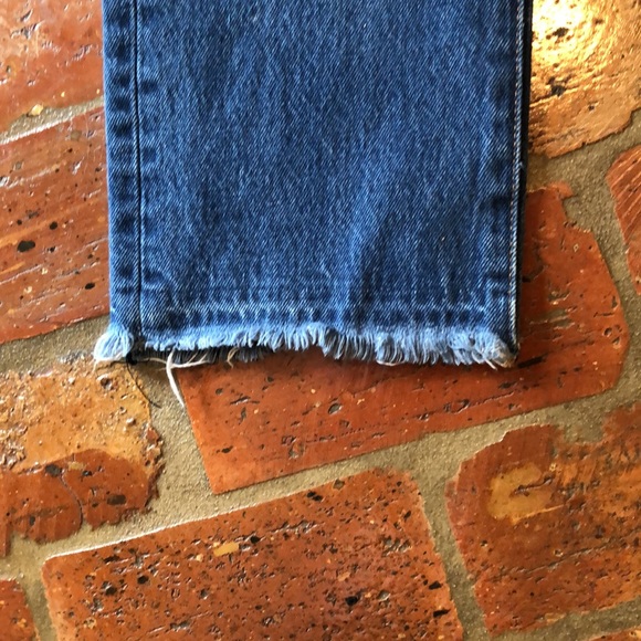 Levi’s 501 Button Fly Jeans (Unisex) sz34x32 - Picture 6 of 9